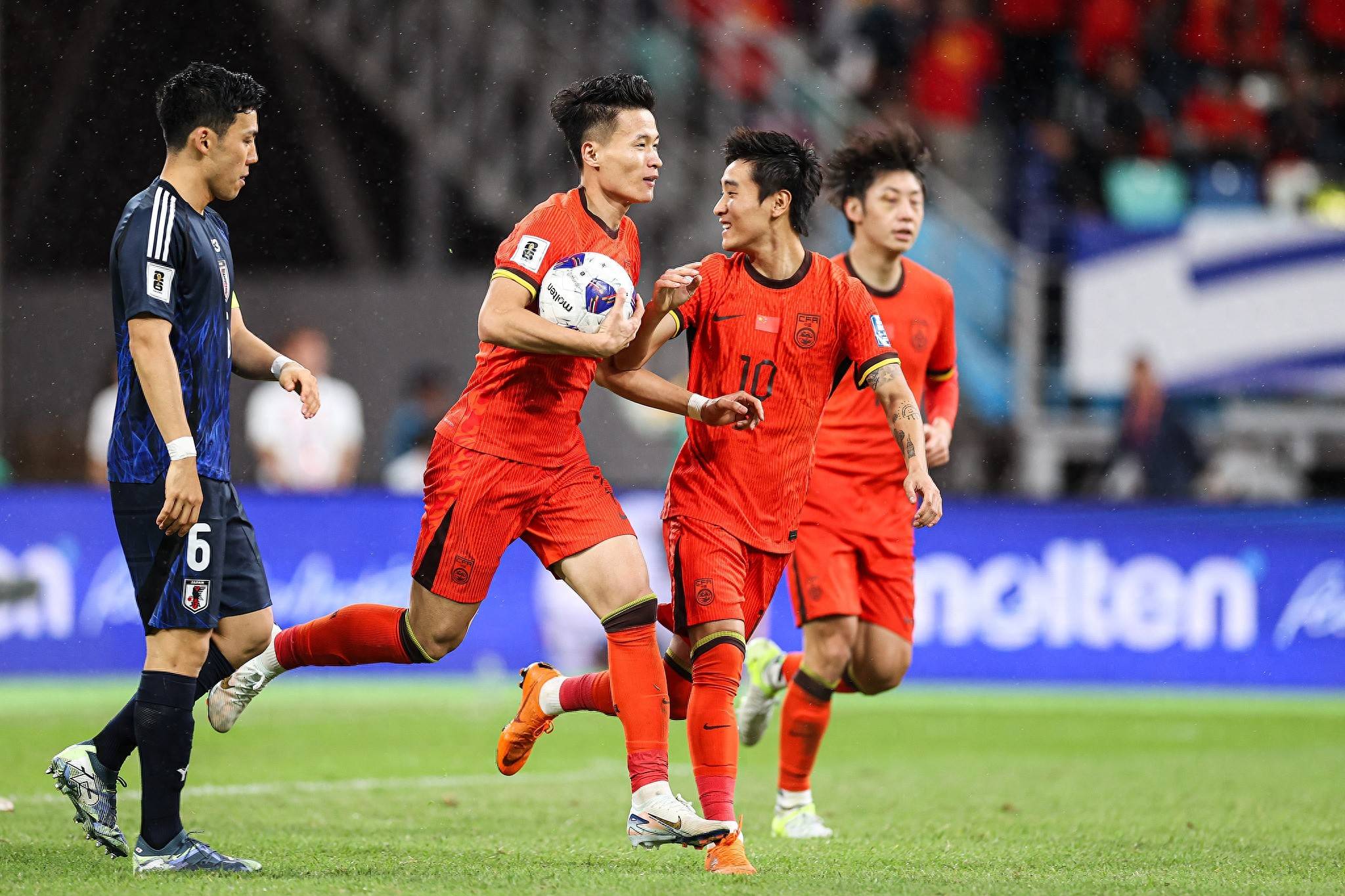 国际赛场中国队展现实力，斩获辉煌战绩的简单介绍