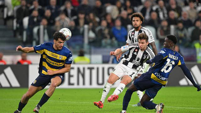 尤文图斯客场遭遇失利，保持领先