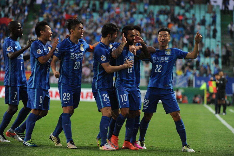 苏宁客场大胜绿城,实力明显占优,排名暂居榜首 苏宁客场大胜绿城,实力明显占优,排名暂居榜首