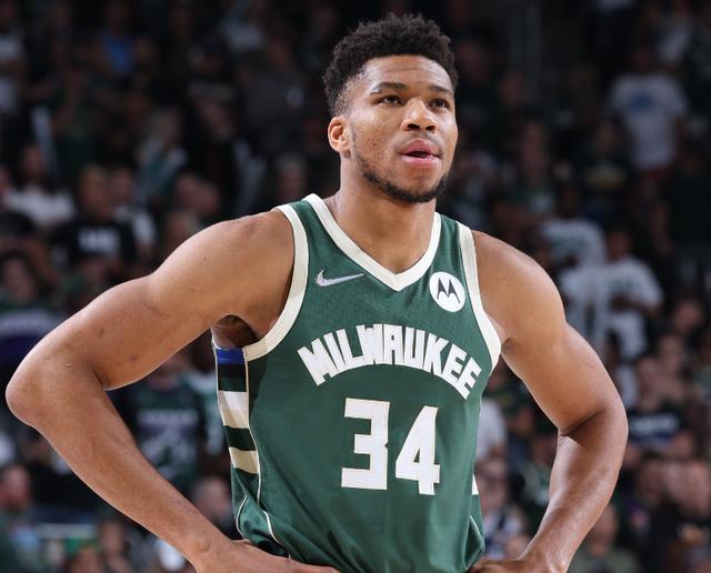 包含雄鹿连战告捷,安特托昆博再次实力证明不容小觑的词条 包含雄鹿连战告捷,安特托昆博再次实力证明不容小觑的词条