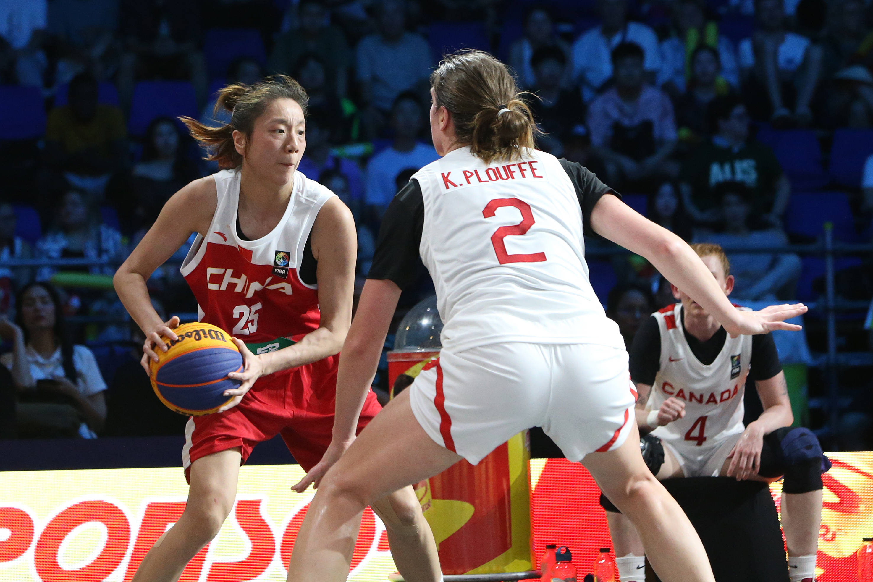 篮球女子半决赛:中国队大胜晋级决赛 篮球女子半决赛:中国队大胜晋级决赛