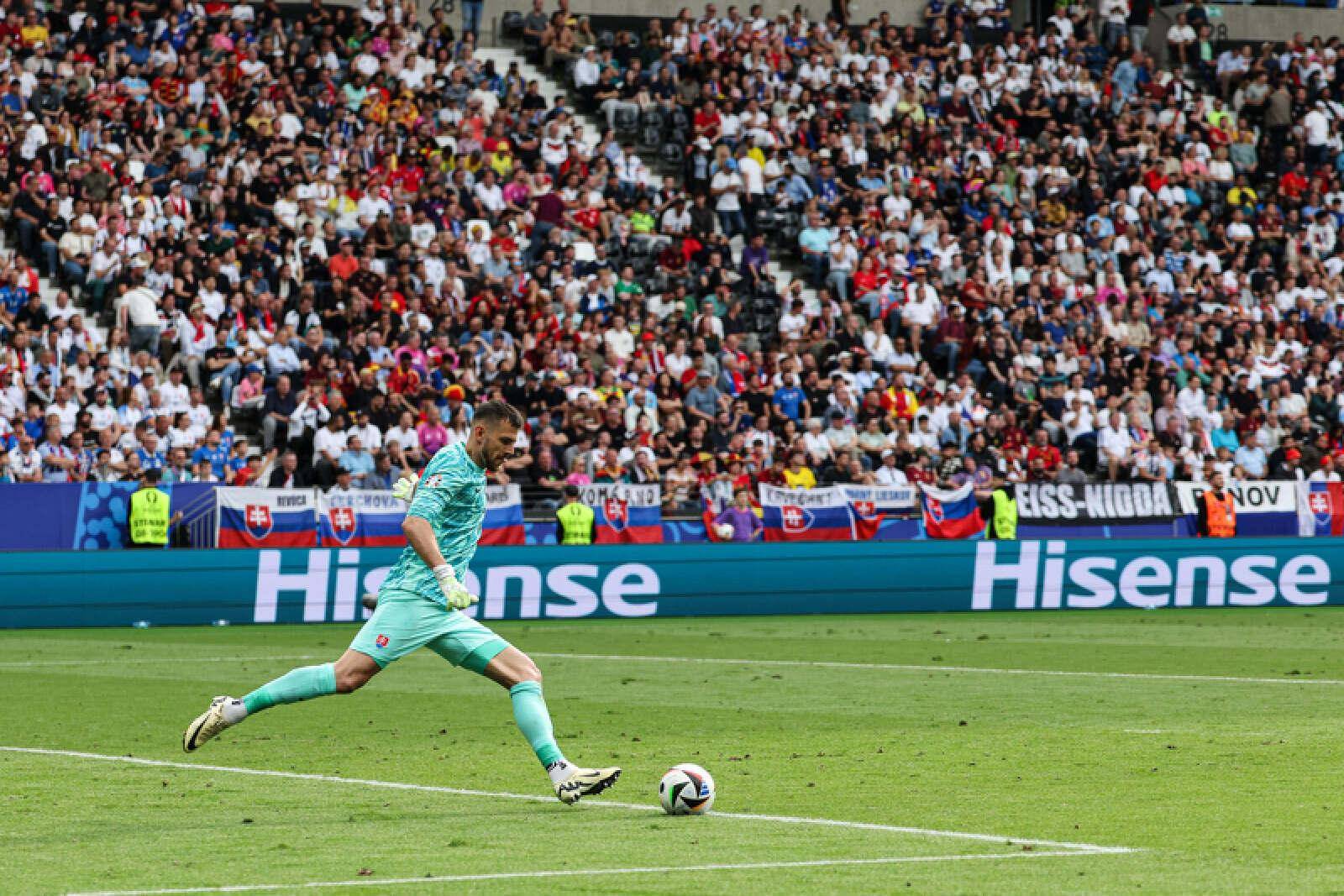 开云体育官网-比利时战胜俄罗斯，晋级欧洲杯四强！