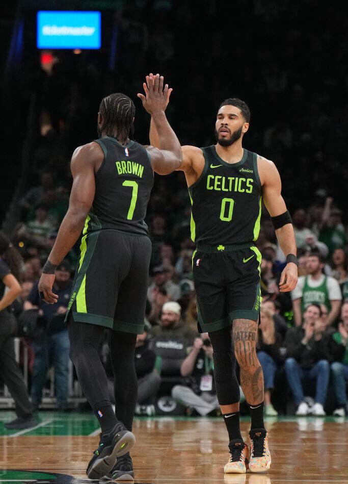 凯尔特人遭遇失利，泰伦卢难掌全局的简单介绍