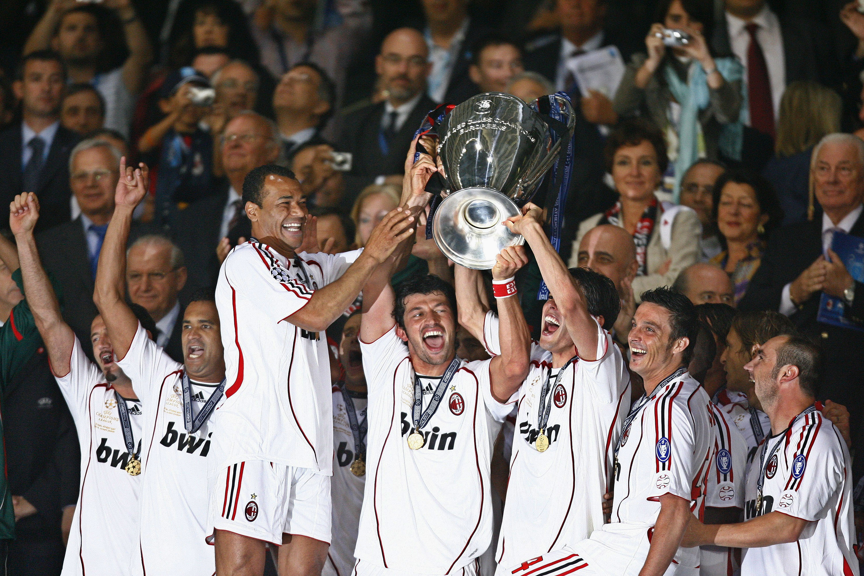 C罗遭遇AC米兰夺冠,奥运会局势紧张 C罗遭遇AC米兰夺冠,奥运会局势紧张