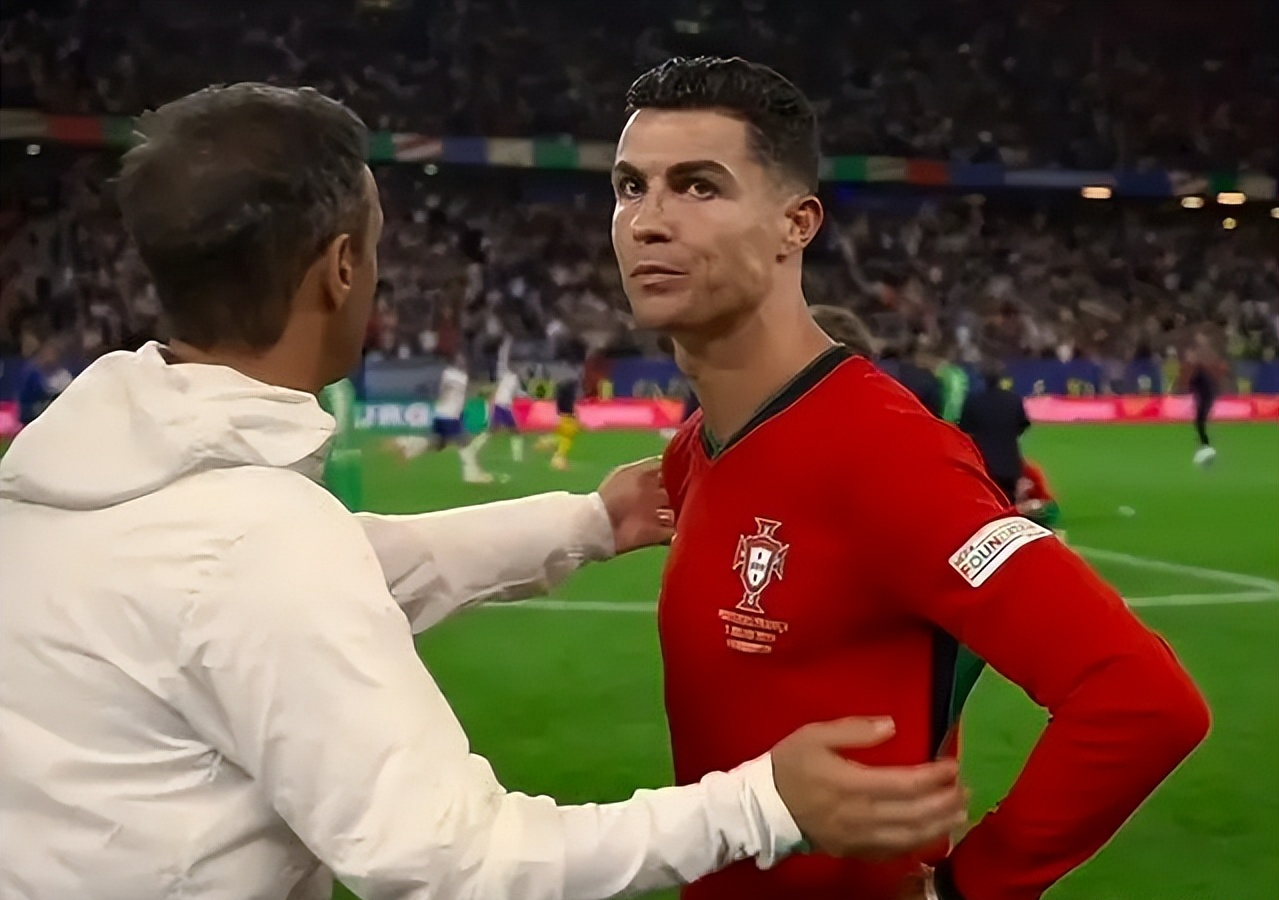 关于AC米兰险胜法国队,C罗关键助攻美洲杯的信息 关于AC米兰险胜法国队,C罗关键助攻美洲杯的信息