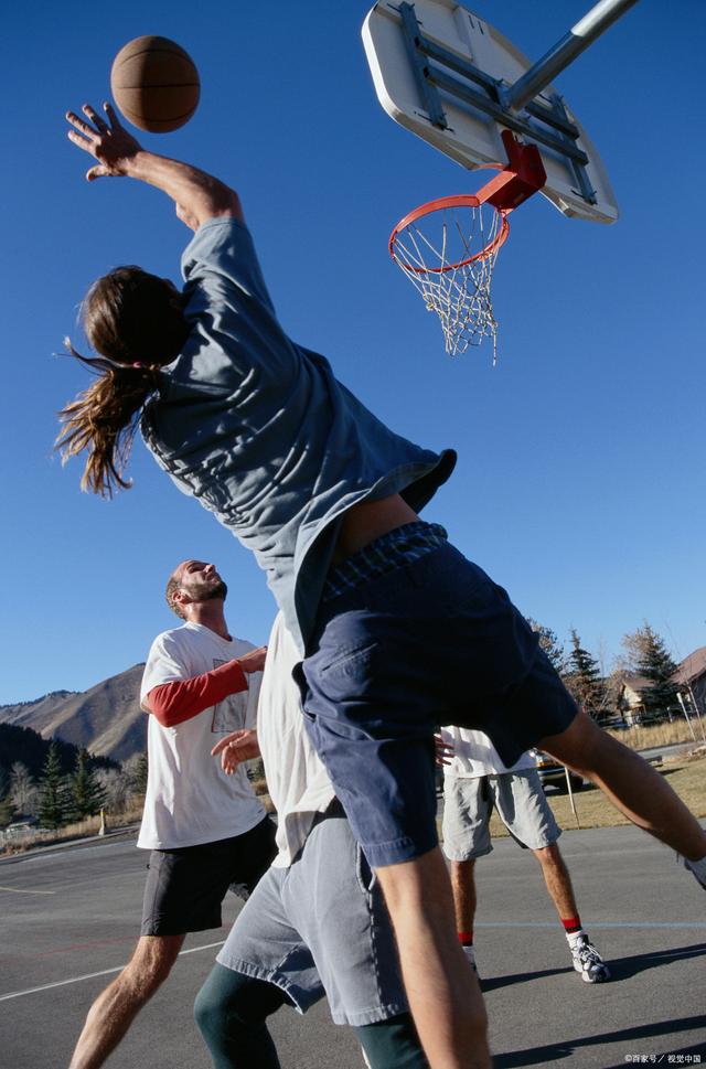 包含经典重温篮球历史中那些永不消失的瞬间的词条 包含经典重温篮球历史中那些永不消失的瞬间的词条