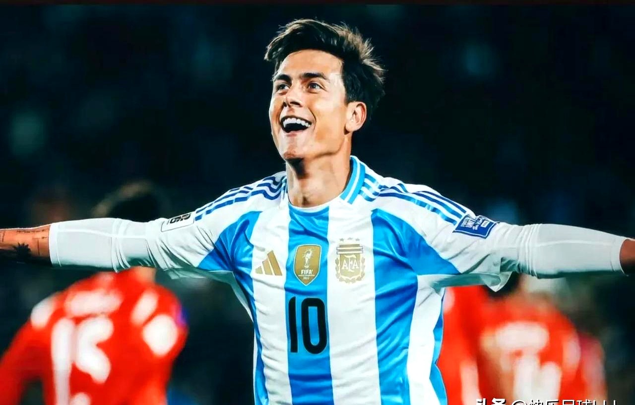 阿根廷男子足球投入座椅,夺冠证明实力的简单介绍 阿根廷男子足球投入座椅,夺冠证明实力的简单介绍