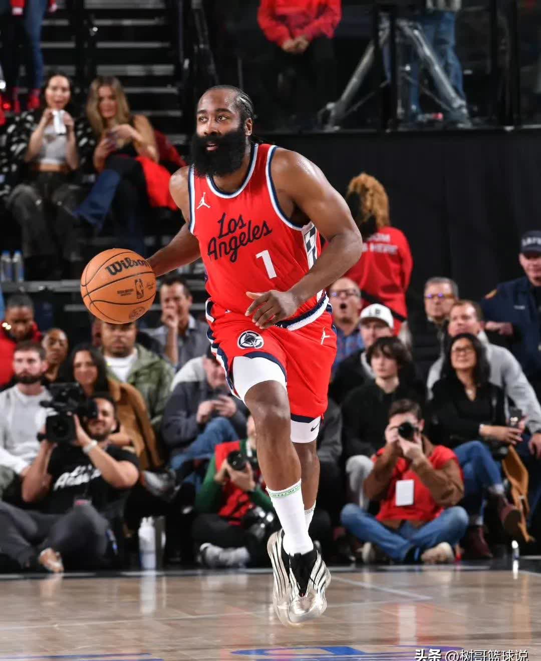 快船客场力克热火，哈雷尔爆发砍下29分的简单介绍