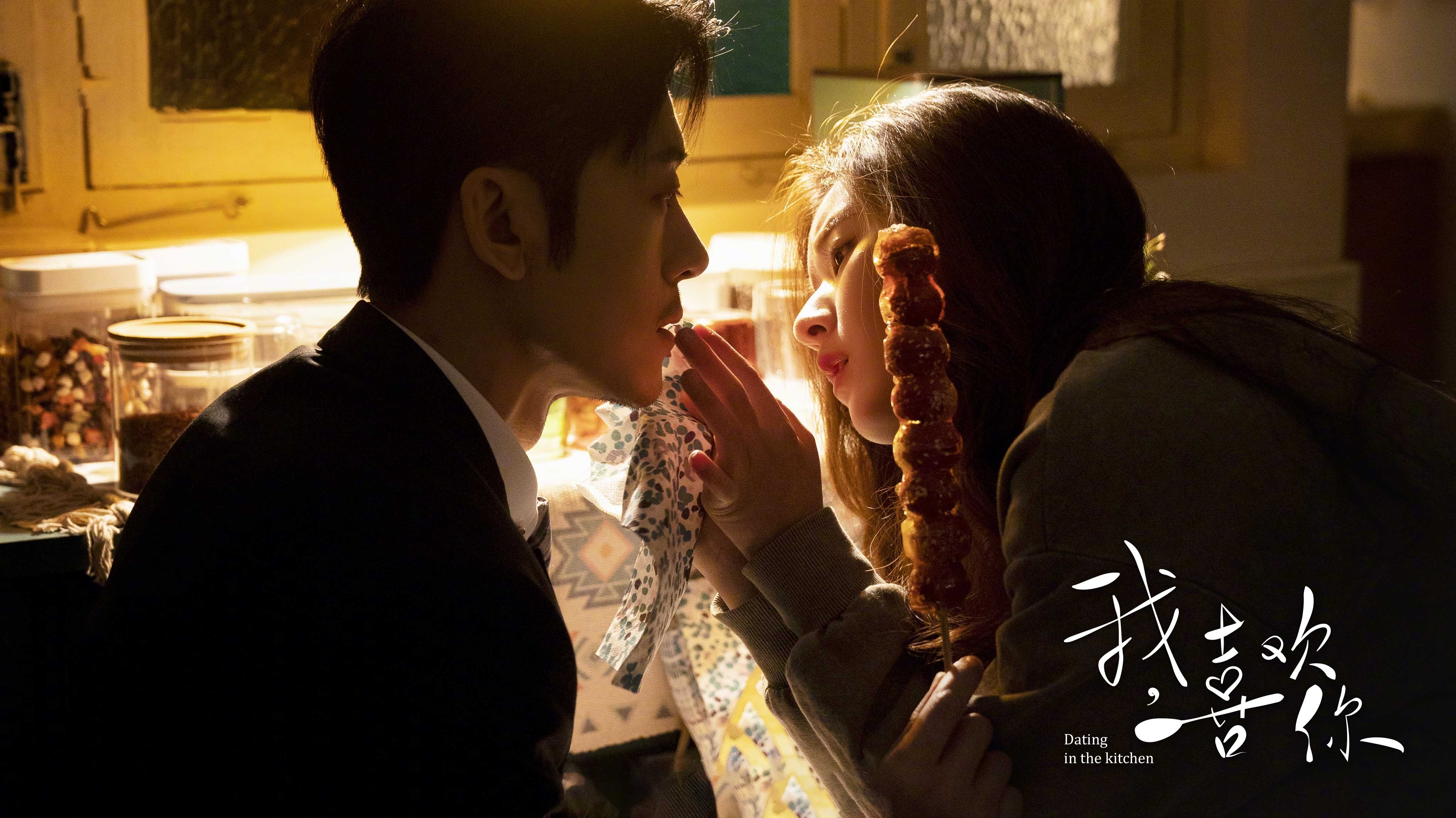 梅西爆发引领风骚，英格兰争冠战胜出挪威