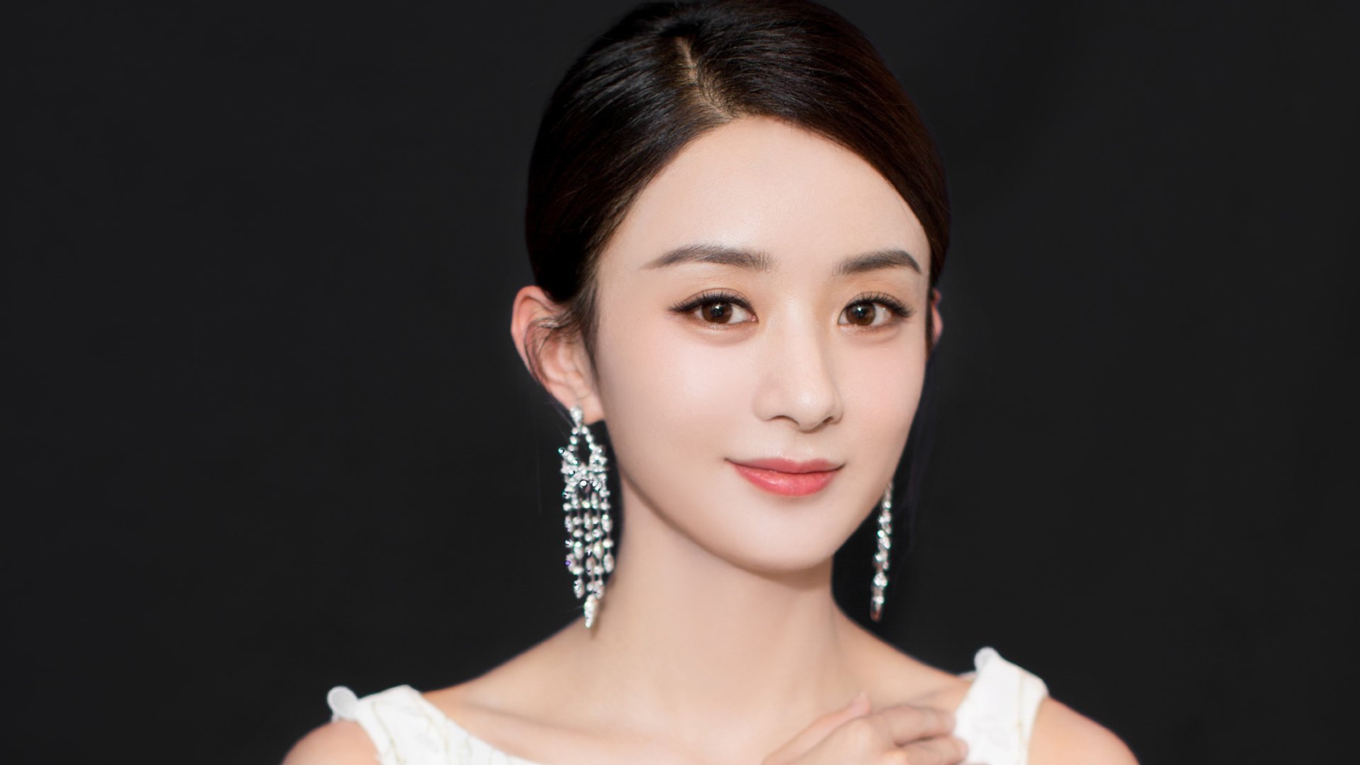 闪耀全场，迪马利亚在拉齐奥对阵墨西哥友谊赛中的攻防统治力